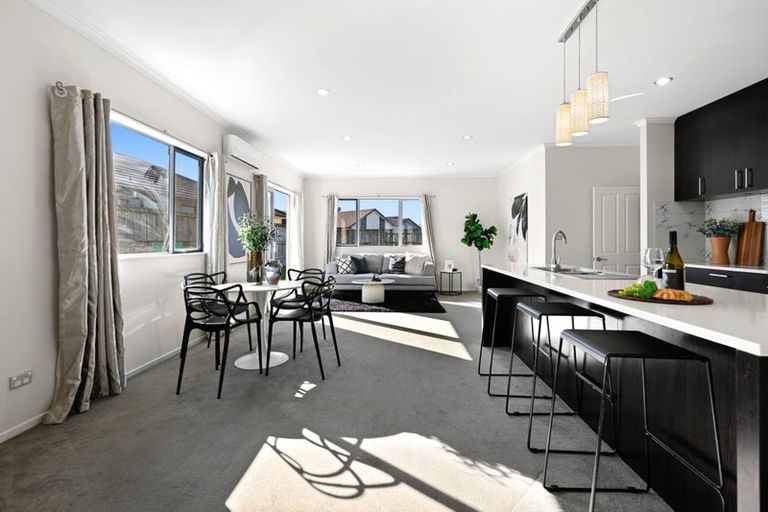 Photo of property in 1 Astelia Lane, Rototuna North, Hamilton, 3210