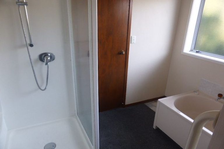 Photo of property in 47a Hillcrest Avenue, Hillcrest, Auckland, 0627