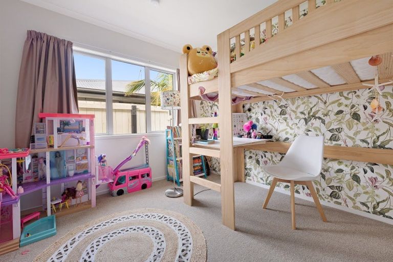 Photo of property in 9 Lakeview Quay, Pyes Pa, Tauranga, 3112