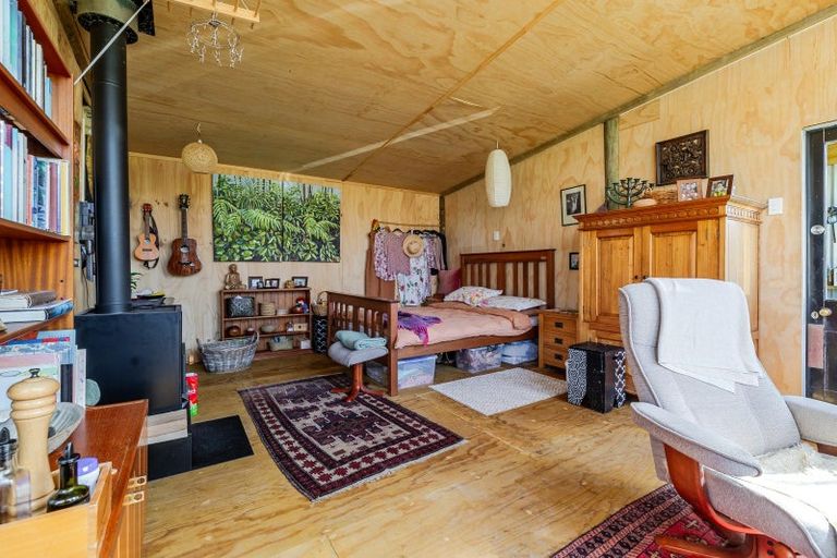 Photo of property in 180 Pukemiku Road, Mangamutu, Pahiatua, 4983