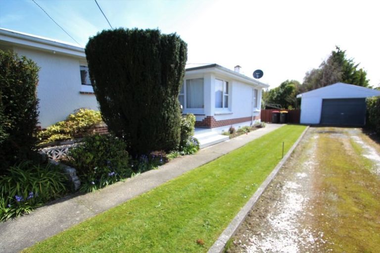 Photo of property in 71 Coutts Road, Gore, 9710