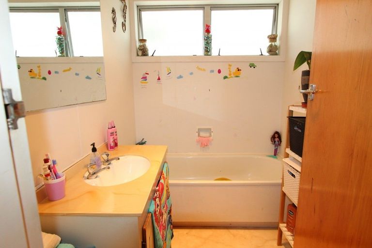 Photo of property in 28 Paraonui Road, Tokoroa, 3420