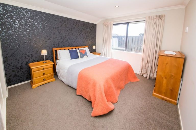 Photo of property in 2 Greenlea Place, Frimley, Hastings, 4120