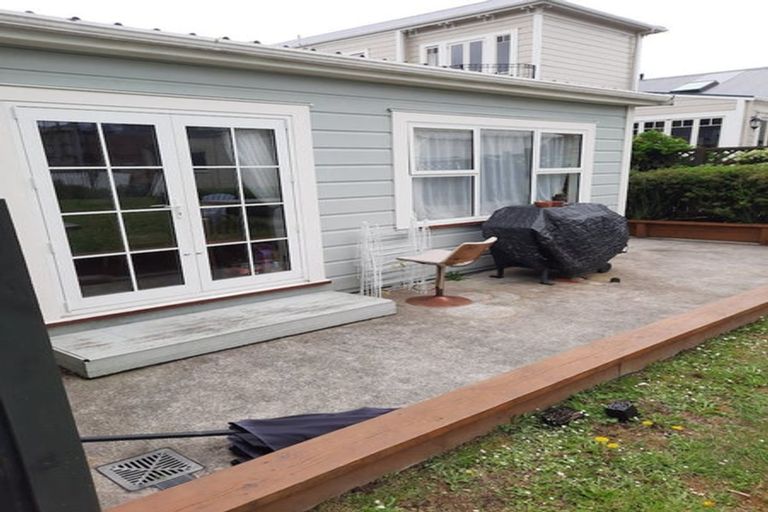 Photo of property in 26 Wilson Street, Newtown, Wellington, 6021