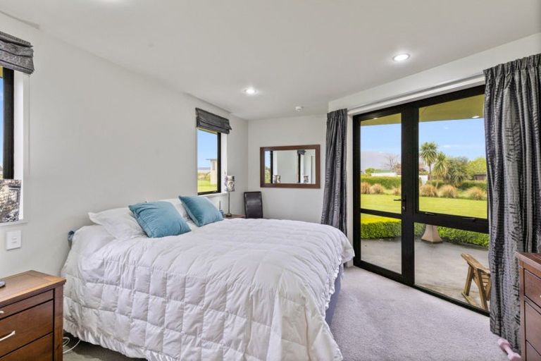 Photo of property in 28 Pukutahi Drive, Te Anau, 9600