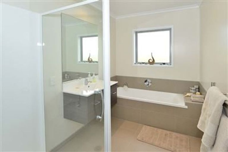 Photo of property in 109 Parkview Drive, Gulf Harbour, Whangaparaoa, 0930