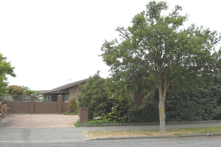 Photo of property in 36 Heathglen Avenue, Parklands, Christchurch, 8083