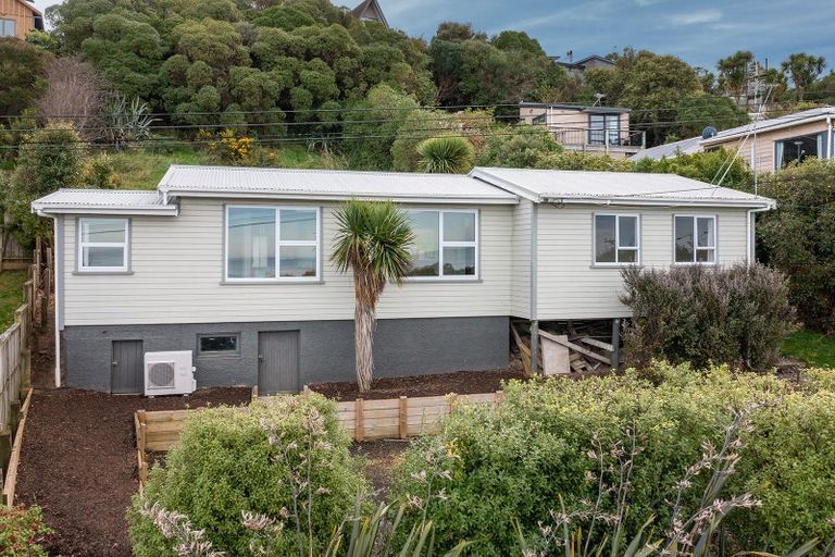 Photo of property in 33 Queen Street, Brighton, Dunedin, 9035