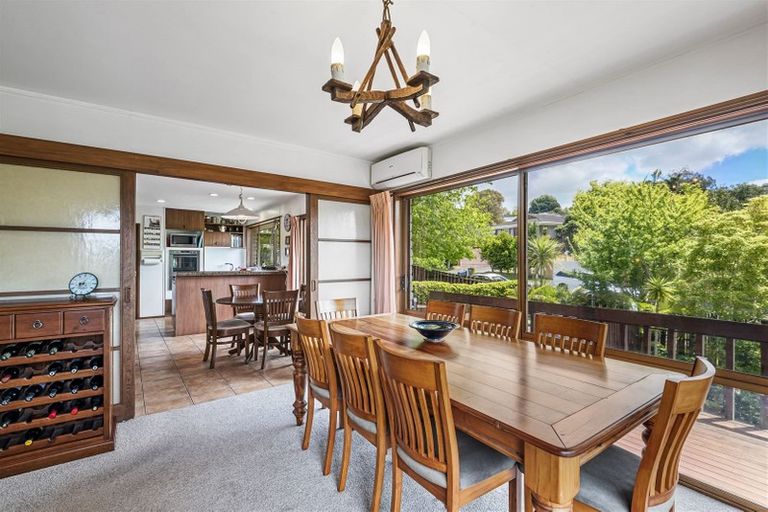 Photo of property in 90 Glencoe Road, Browns Bay, Auckland, 0630