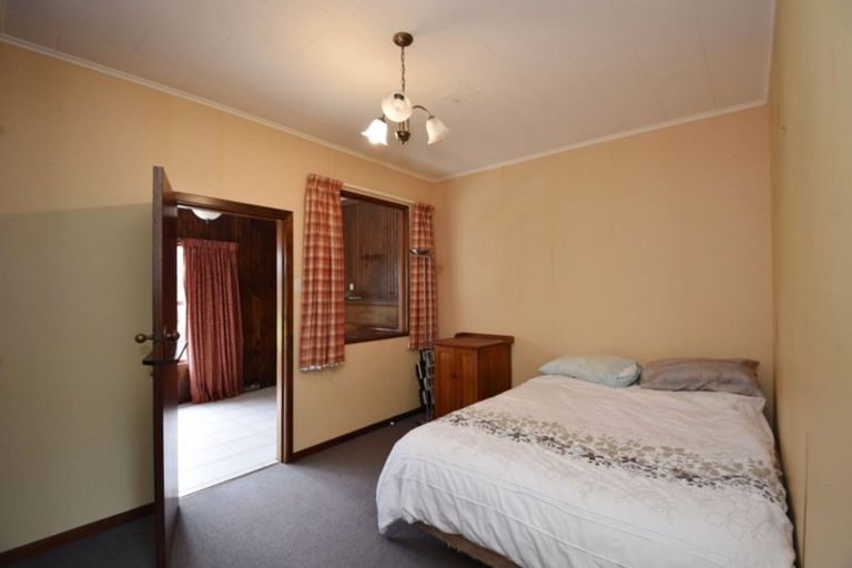 Photo of property in 46 Leonard Road, West Plains, Invercargill, 9874