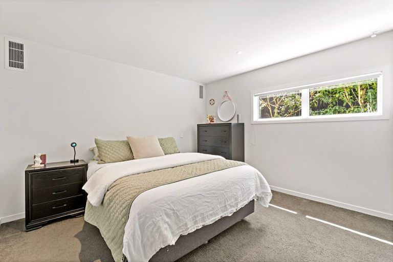 Photo of property in 16 Rewi Street, Torbay, Auckland, 0630