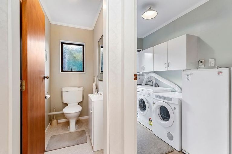 Photo of property in 14b Agra Crescent, Khandallah, Wellington, 6035