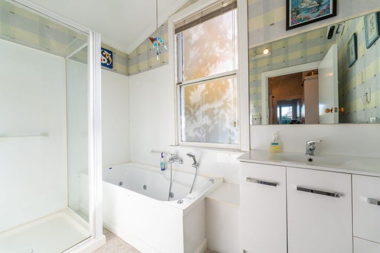 Photo of property in 206 Talbot Street, Geraldine, 7930