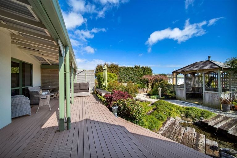 Photo of property in 104b Queens Road, Glen Avon, New Plymouth, 4312