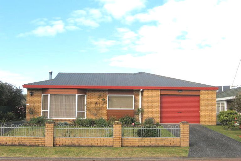 Photo of property in 6 Kauri Place, Tairua, 3508