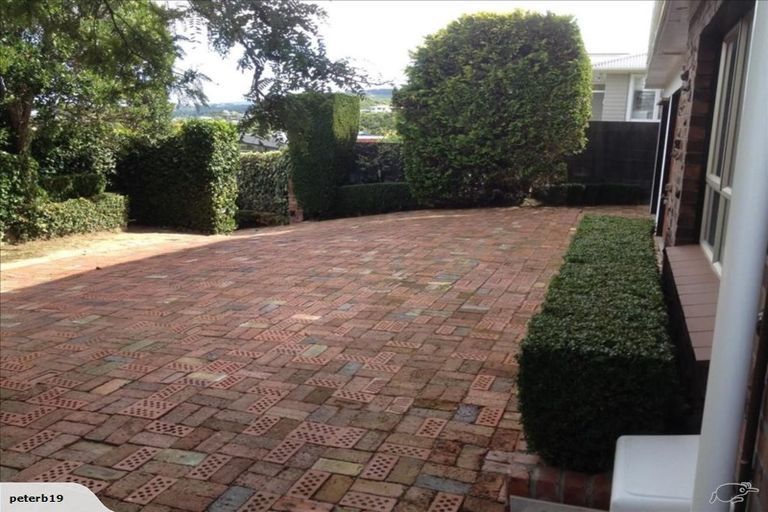 Photo of property in 37 Mulberry Street, Maungaraki, Lower Hutt, 5010