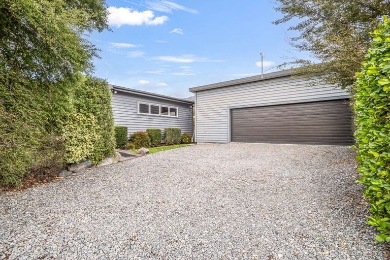 Photo of property in 5 Ryton Place, Lake Coleridge, 7572