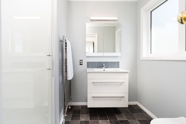 Photo of property in 8 Lethenty Way, Karori, Wellington, 6012