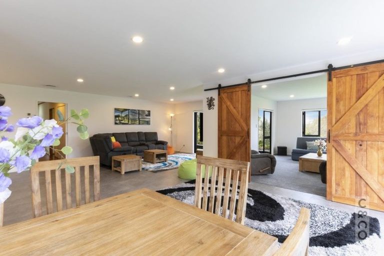 Photo of property in 166 Rimmer Road, Helensville, 0875