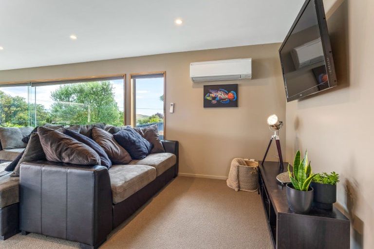 Photo of property in 44 Oxley Crescent, Broad Bay, Dunedin, 9014