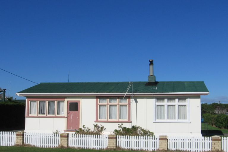 Photo of property in 22 Roore Street, Foxton Beach, Foxton, 4815