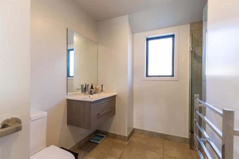 Photo of property in 67 Frye Crescent, Albert Town, Wanaka, 9305