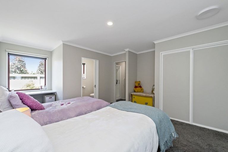 Photo of property in 17b Manor Drive, Rolleston, 7614