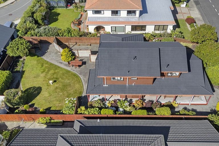 Photo of property in 28 De Menech Grove, Avalon, Lower Hutt, 5011
