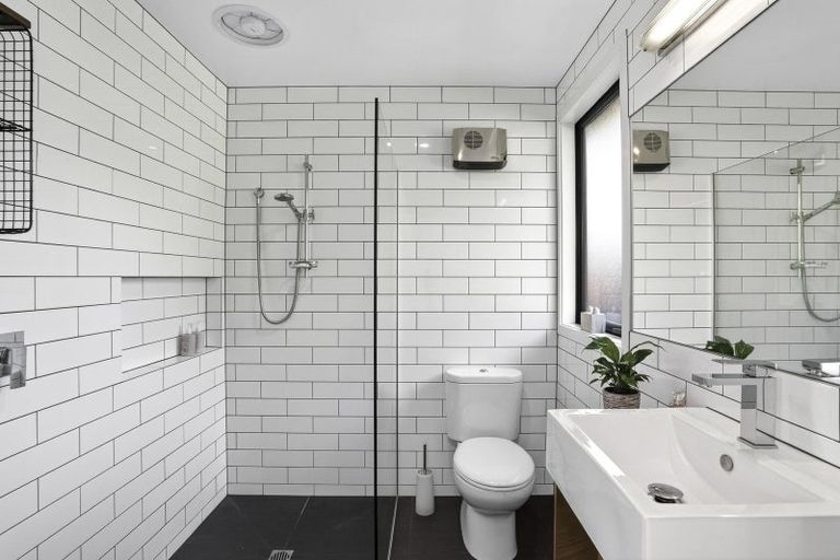 Photo of property in 2 Pisa Road, Luggate, Cromwell, 9383