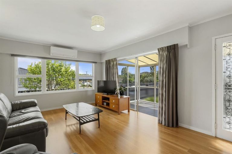 Photo of property in 1/4 Waterloo Road, Milford, Auckland, 0620