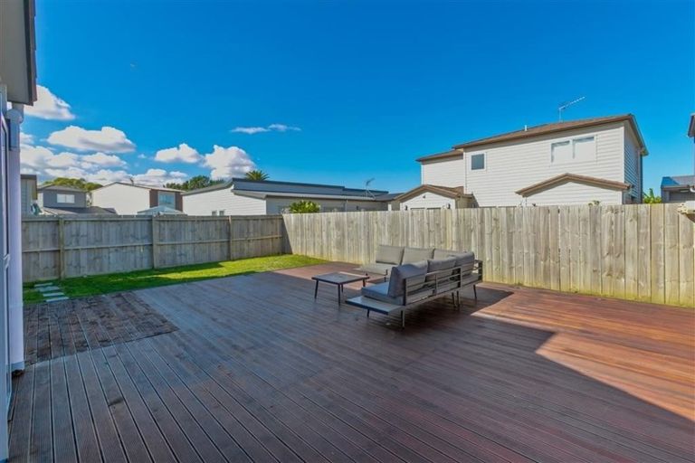 Photo of property in 25 Bukem Place, Favona, Auckland, 2024