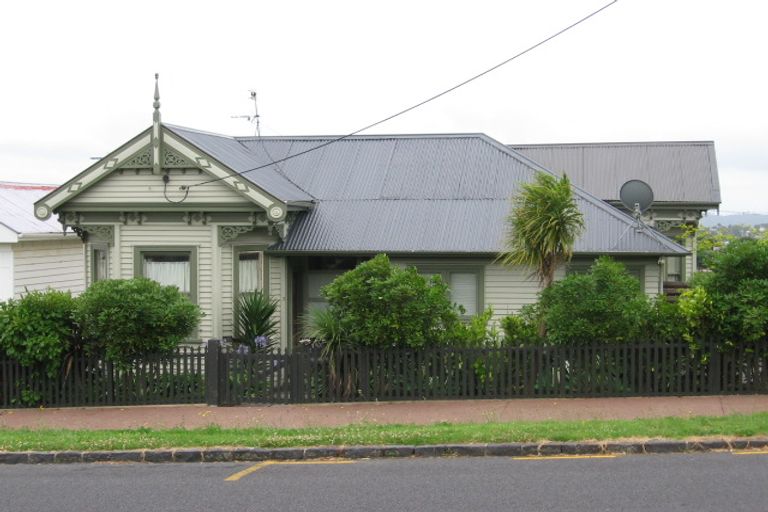 Photo of property in 137 Crummer Road, Grey Lynn, Auckland, 1021