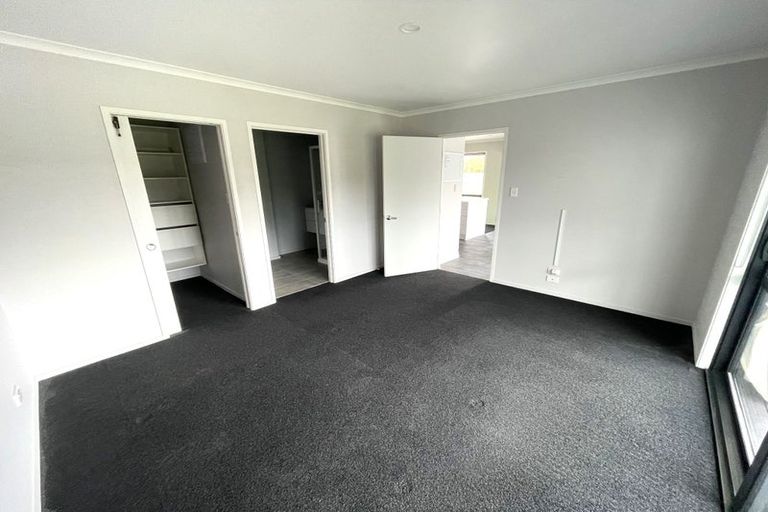 Photo of property in 15 Shortland Street, Wainoni, Christchurch, 8061