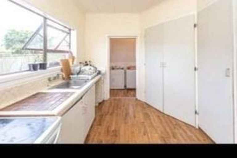 Photo of property in 27 Jackson Street, College Estate, Whanganui, 4500