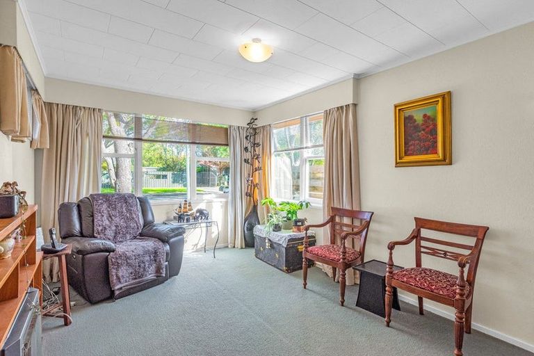Photo of property in 52b Tui Road, Raumati Beach, Paraparaumu, 5032