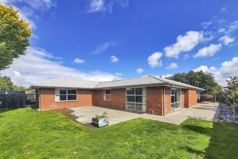 Photo of property in 1 Crocus Lane, Aidanfield, Christchurch, 8025