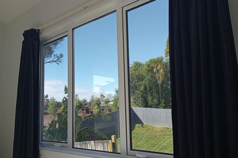 Photo of property in 3/223 Birkdale Road, Birkdale, Auckland, 0626