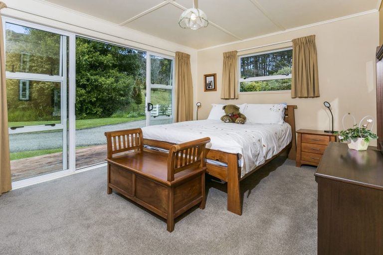Photo of property in 336 Muriwai Road, Waimauku, 0881