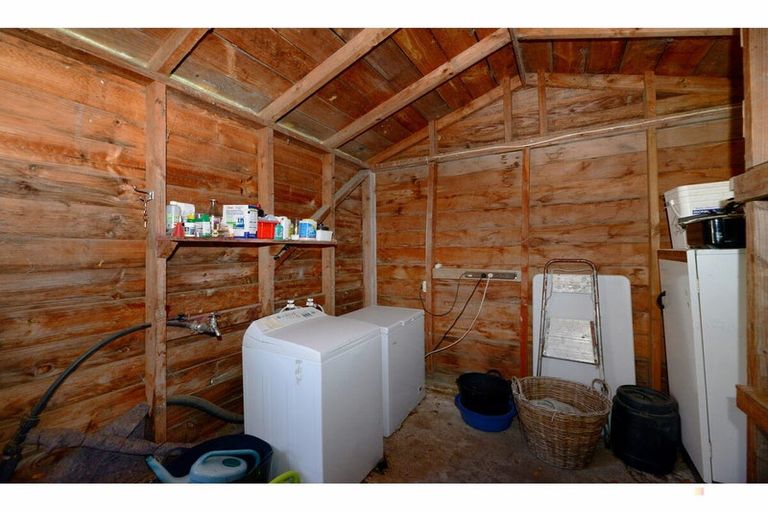 Photo of property in 617 Waihaorunga Back Road, Elephant Hill, Waimate, 7977