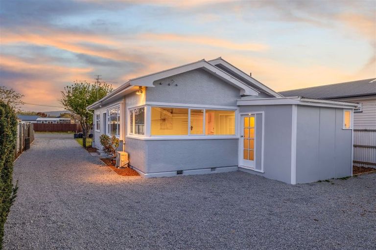 Photo of property in 16 Rawson Street, New Brighton, Christchurch, 8083