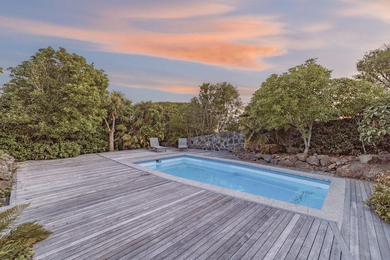 Photo of property in 45 Taylors Mistake Road, Scarborough, Christchurch, 8081