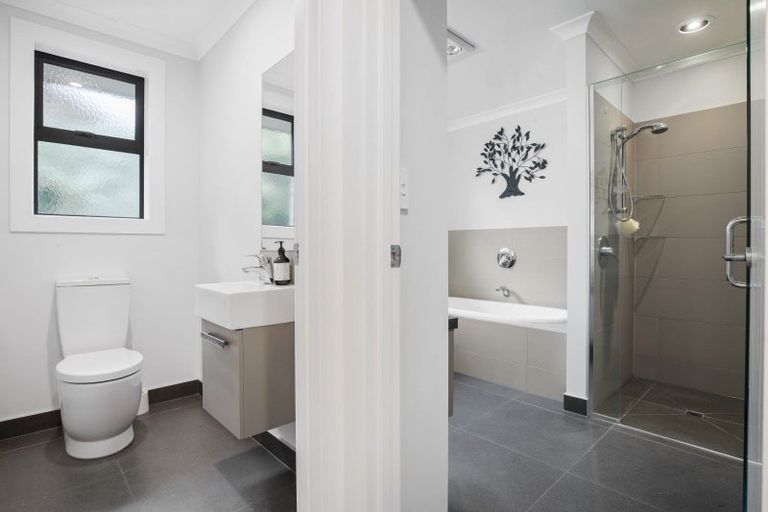 Photo of property in 22 William Andrew Road, Pukekohe, 2120