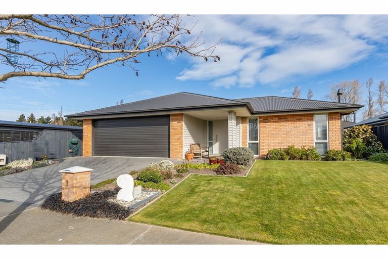 Photo of property in 3 Puaka Street, Pegasus, 7612