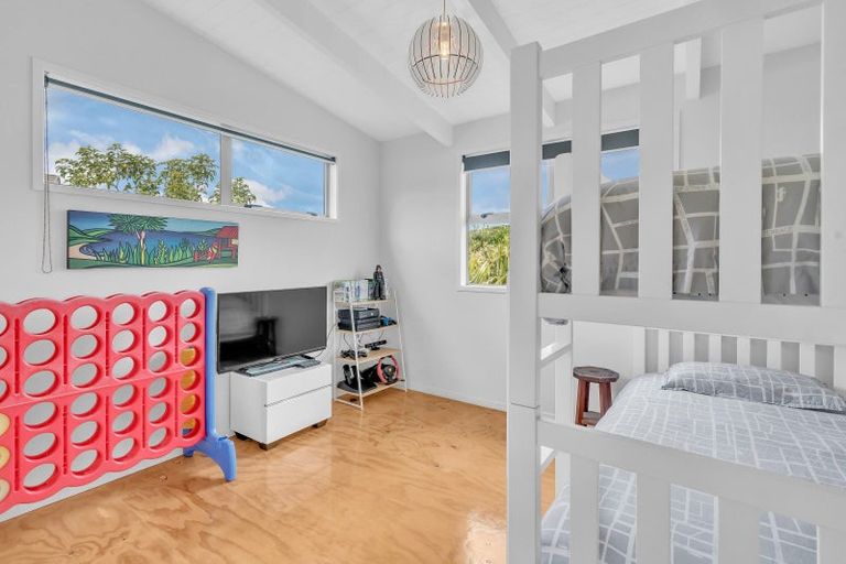 Photo of property in 15 Waterman Drive, Langs Beach, Waipu, 0582