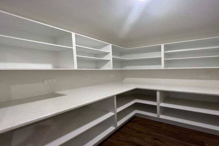 Photo of property in 60 Tawhiti Road, Pukekohe, 2120