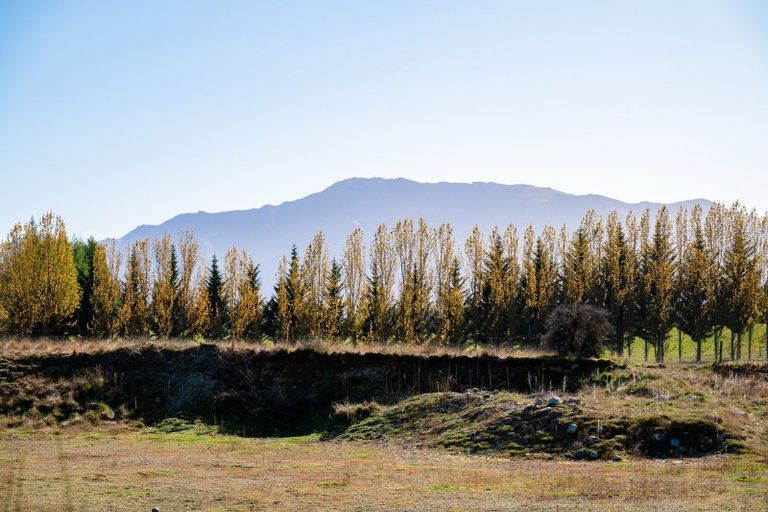 Photo of property in 836 Lake Hawea-albert, Albert Town, Wanaka, 9382