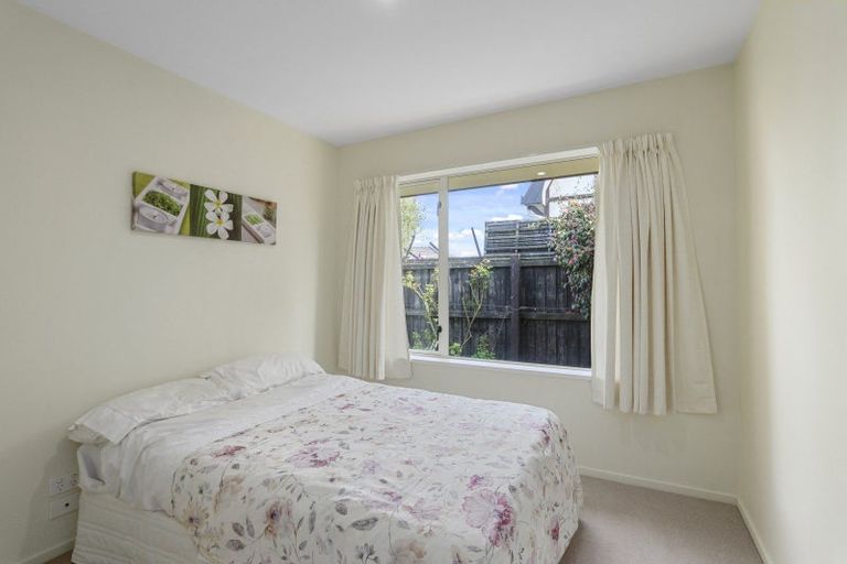 Photo of property in 12 Seymour Street, Hornby, Christchurch, 8042