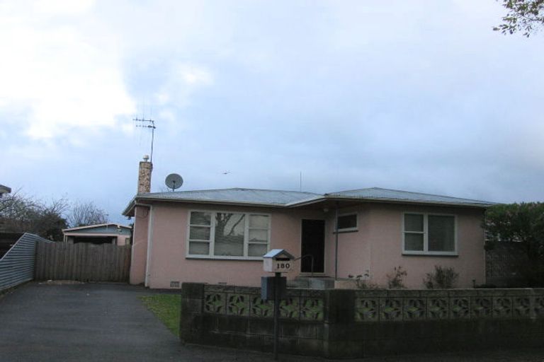 Photo of property in 180 Tremaine Avenue, Westbrook, Palmerston North, 4412