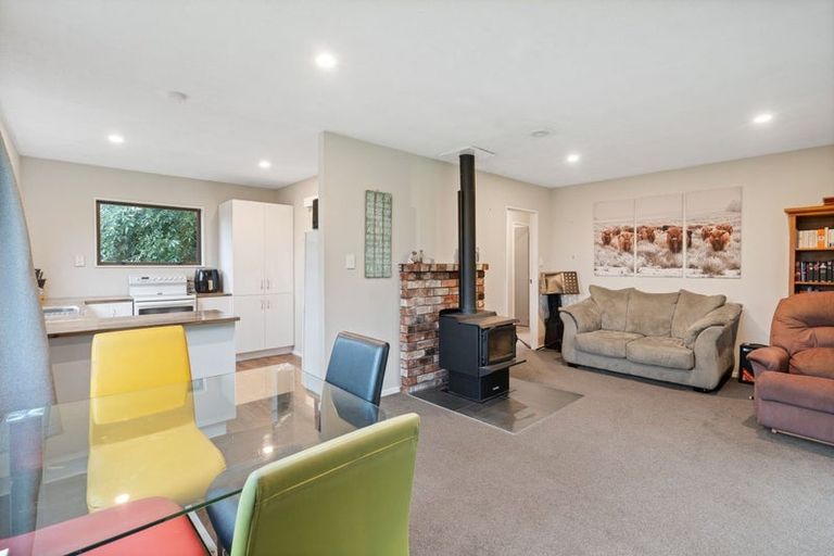 Photo of property in 6 Rimu Place, Oxford, 7430