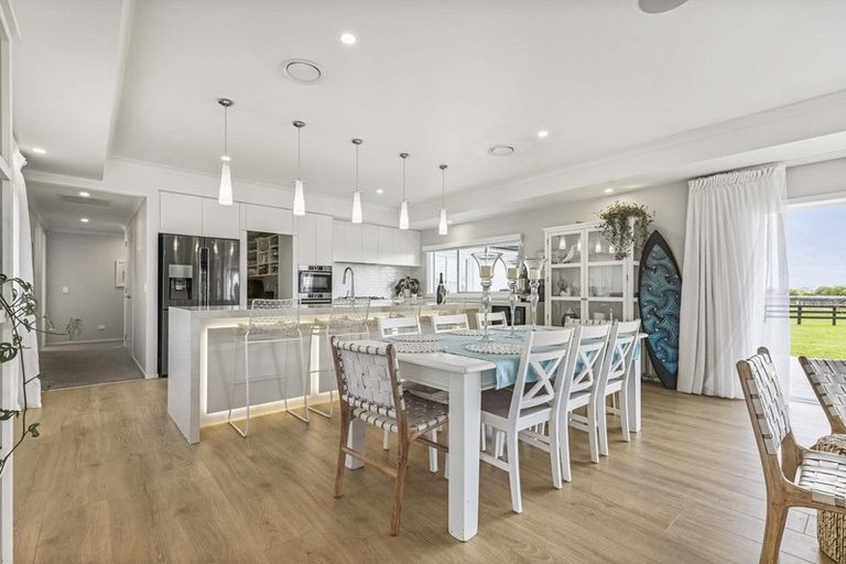 Photo of property in 27c Marshmeadow Road, Newstead, Hamilton, 3286